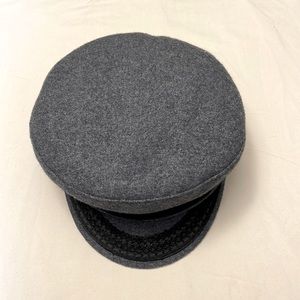 NWOT Wool blend short bill hat